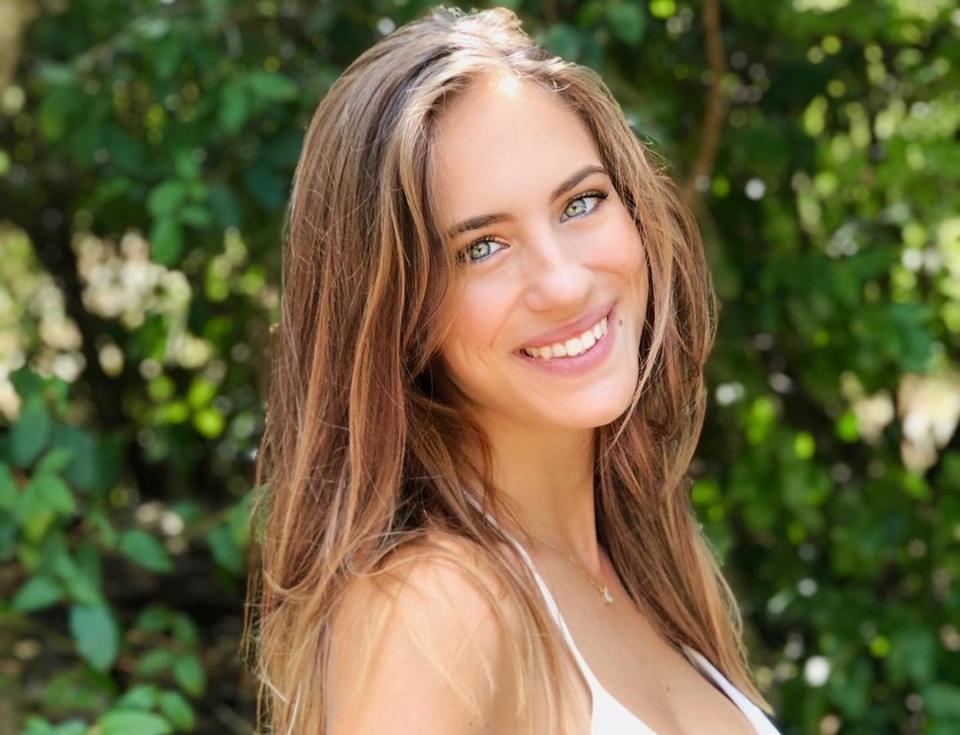 Miss France 2020 : Qui est Jade Simon-Abadie, la fan d’Harry Potter sacrée Miss Centre-Val de Loire 2019 ?