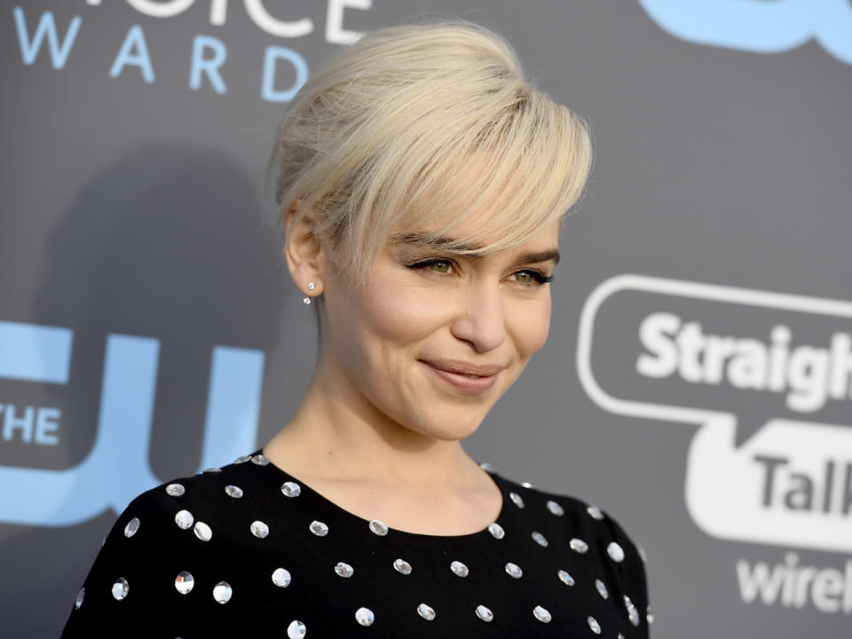 <p><span>Der 54-Jährige soll außerdem Interesse an “Game of Thrones”-Star Emilia Clarke gehabt haben. Beim “</span><span>Haitian Relief”-Charity-Event von Schauspielkollege Sean Penn</span><span> soll er stolze 120.000 Dollar (rund 97.000 Euro) für ein Date mit ihr geboten haben. Doch am Ende ersteigerte ein unbekannter Mitbieter einen Abend mit der Serien-Schönheit. (Bild-Copyright: Jordan Strauss/Invision/AP)</span> </p>