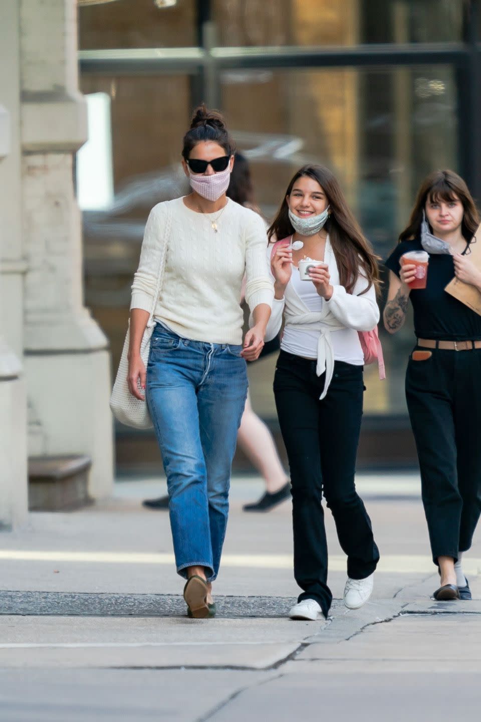 katie holmes with daughter suri cruise