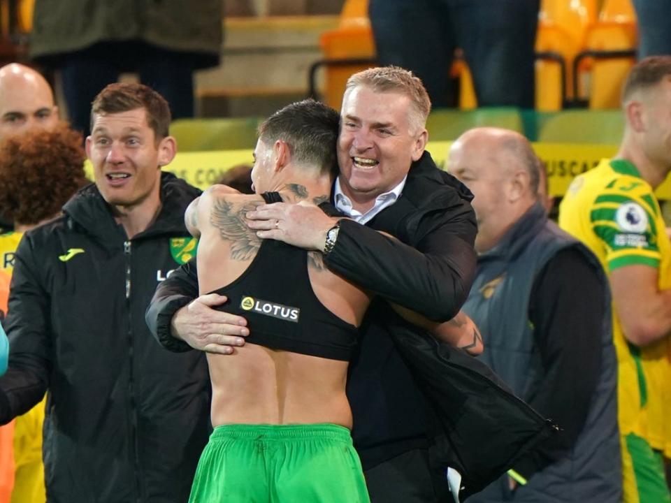 New Norwich head coach Dean Smith (centre) hopes learning about his players will be key to survival hopes (PA Wire)