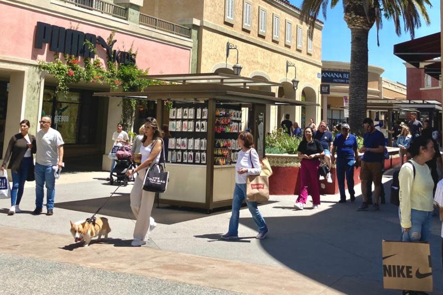 Más de 60 tiendas en Plaza Las Américas en San Ysidro tendrán hasta 75% de descuento