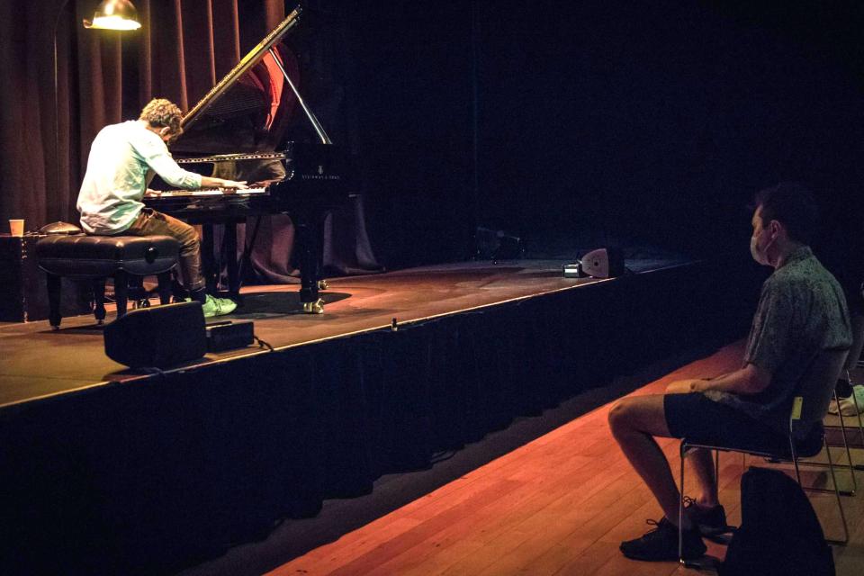 The jazz pianist will see you now... Elliot Galvin during one of his Culture Clinic performances (Monika S. Jakubowska/Kings Place)