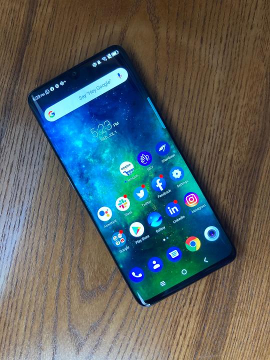 TCL 10 Pro Home Screen