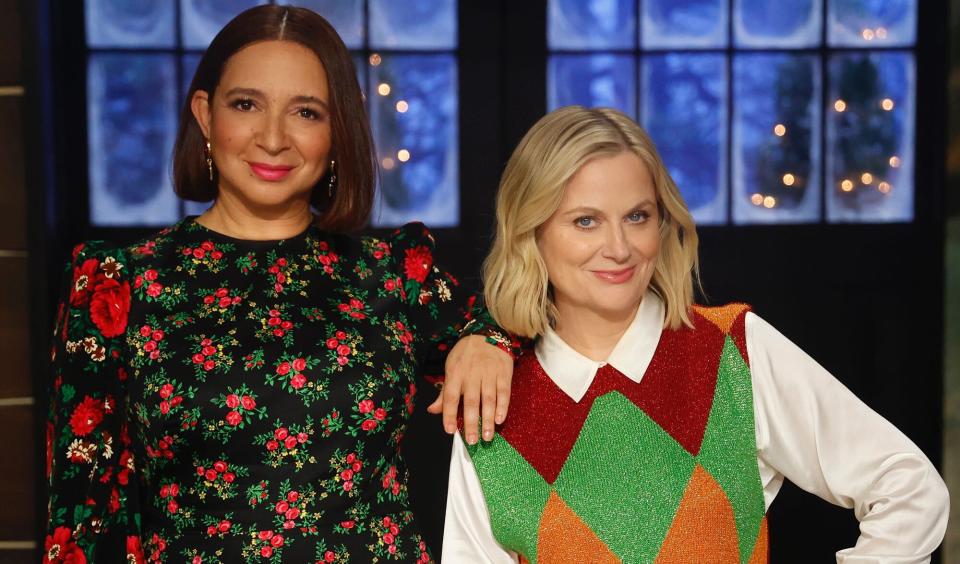 Amy Poehler Joins Maya Rudolph for Season 2 of Peacock Hit, Baking It