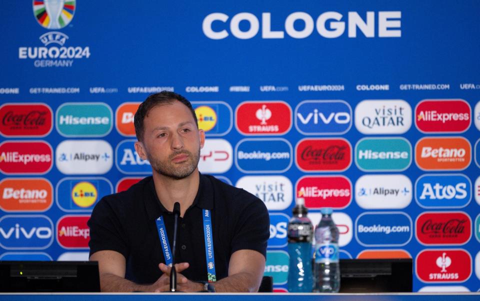 Domenico Tedesco speaking in a press conference