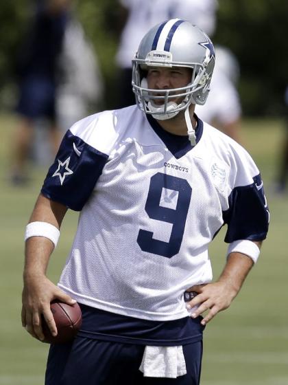 Tony Romo (AP)