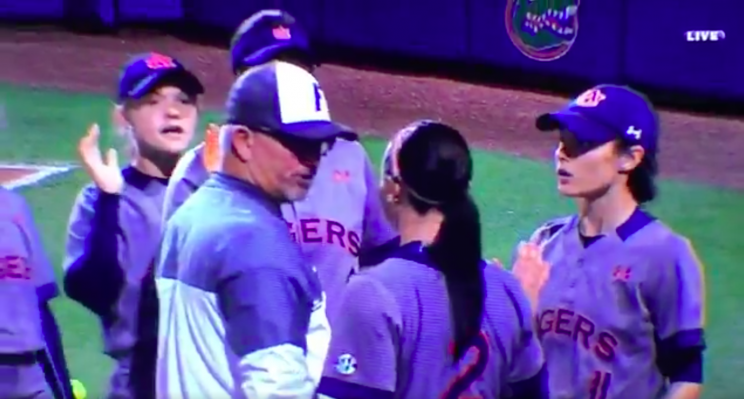 Haley Fagan and Tim Walton exchanged words following Monday’s game. (Screenshot from @JFergusonAU)