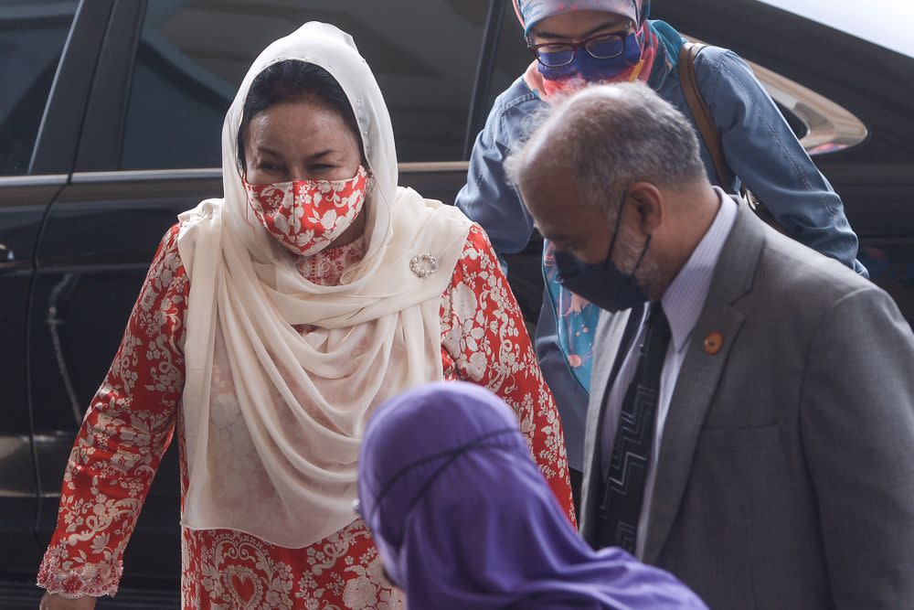 According to court documents sighted by Malay Mail, Datin Seri Rosmah Mansor stressed that it was most crucial for the High Court to stay her tax evasion and money laundering trial until the disposal of her ongoing appeal hearing at the Court of Appeal scheduled two months from now. — Picture by Miera Zulyana