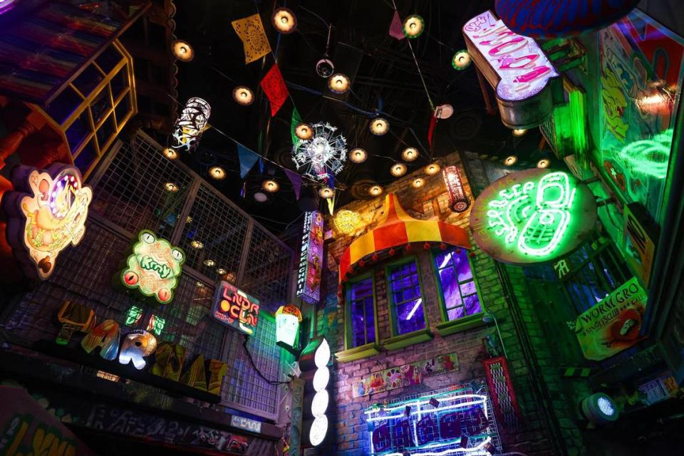Lamp shop alley at the Meow Wolf Grapevine ‘The Real Unreal’ at the Grapevine Mills Shopping Mall in Grapevine, Texas on Thursday, July 20, 2023. Chris Torres/ctorres@star-telegram.com