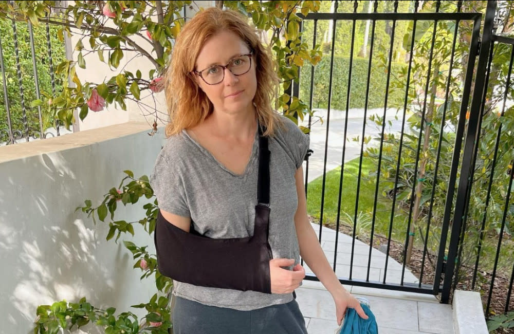 Jenna Fischer filmed Mean Girls with a broken shoulder credit:Bang Showbiz