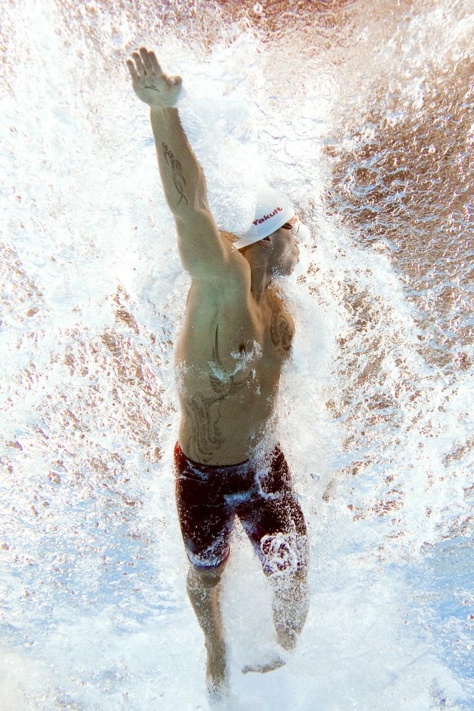 <b>Natation</b> <p>Fin des championnats de France de natation à Dunkerque ce week-end. A suivre tout particulièrement Alain Bernard et Frédérick Bousquet (photo) qui ont entamé le 50 mètres, distance sur laquelle ils abattent leur dernière carte pour une qualification individuelle aux JO de Londres cet été.</p>