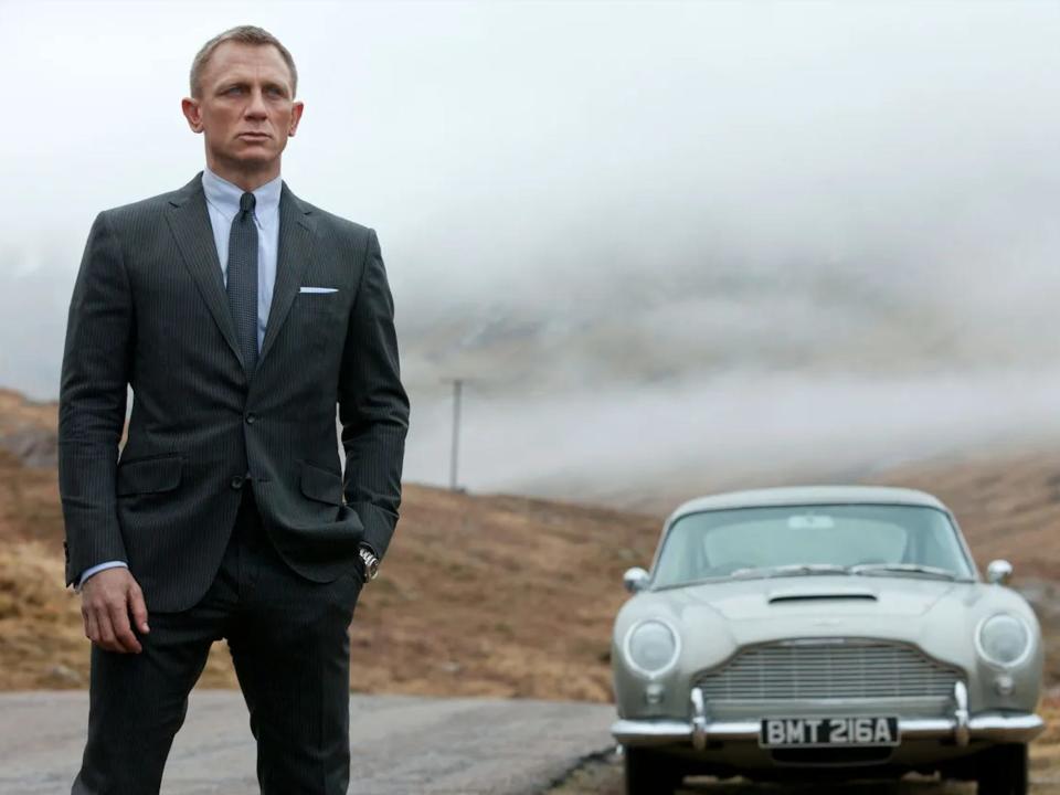 daniel craig in skyfall