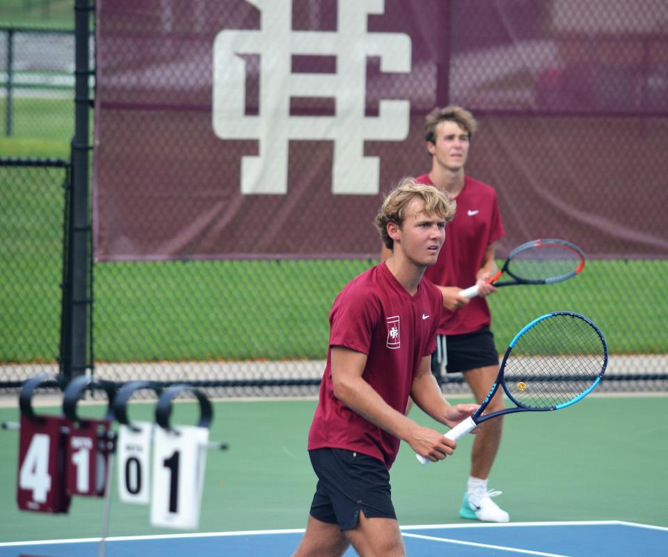 Henry and Simon Langejans made the state semifinals at No. 1 doubles.