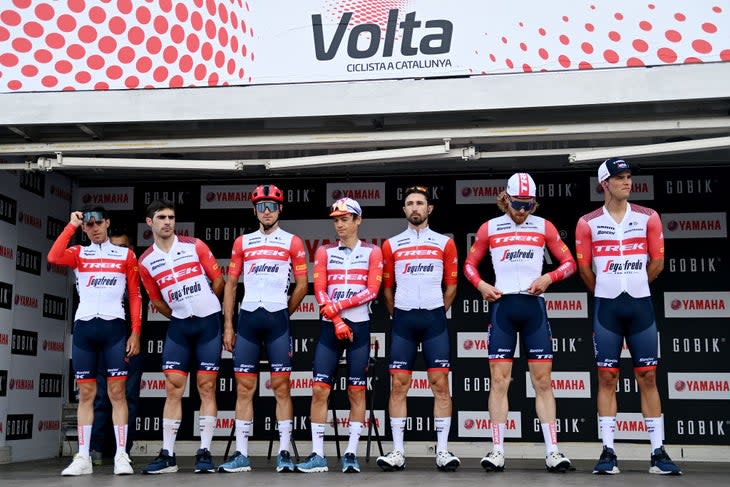 <span class="article__caption">Dario Cataldo, third from the right, at the start of stage 1 of the Volta a Catalunya.</span> (Photo: David Ramos/Getty Images)