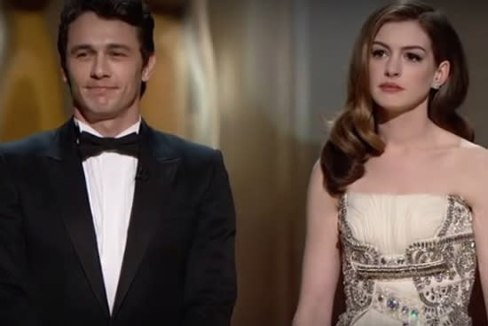 <p>En 2011, James Franco et Anne Hathaway ont présenté les Oscars ensemble. Leur performance a été appréciée par certains et décriée par d’autres.<br> Par la suite, les 2 acteurs se sont « gentiment » clashés par médias interposés.<br> Copyright : D.R. </p>