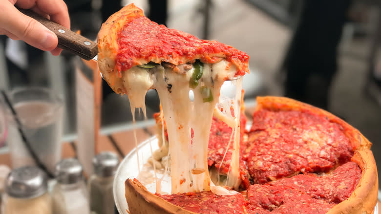 chicago stuffed pizza slice