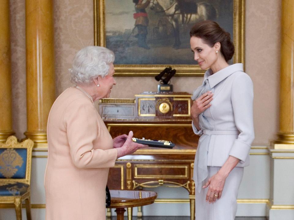 angelina jolie meets Queen Elizabeth II