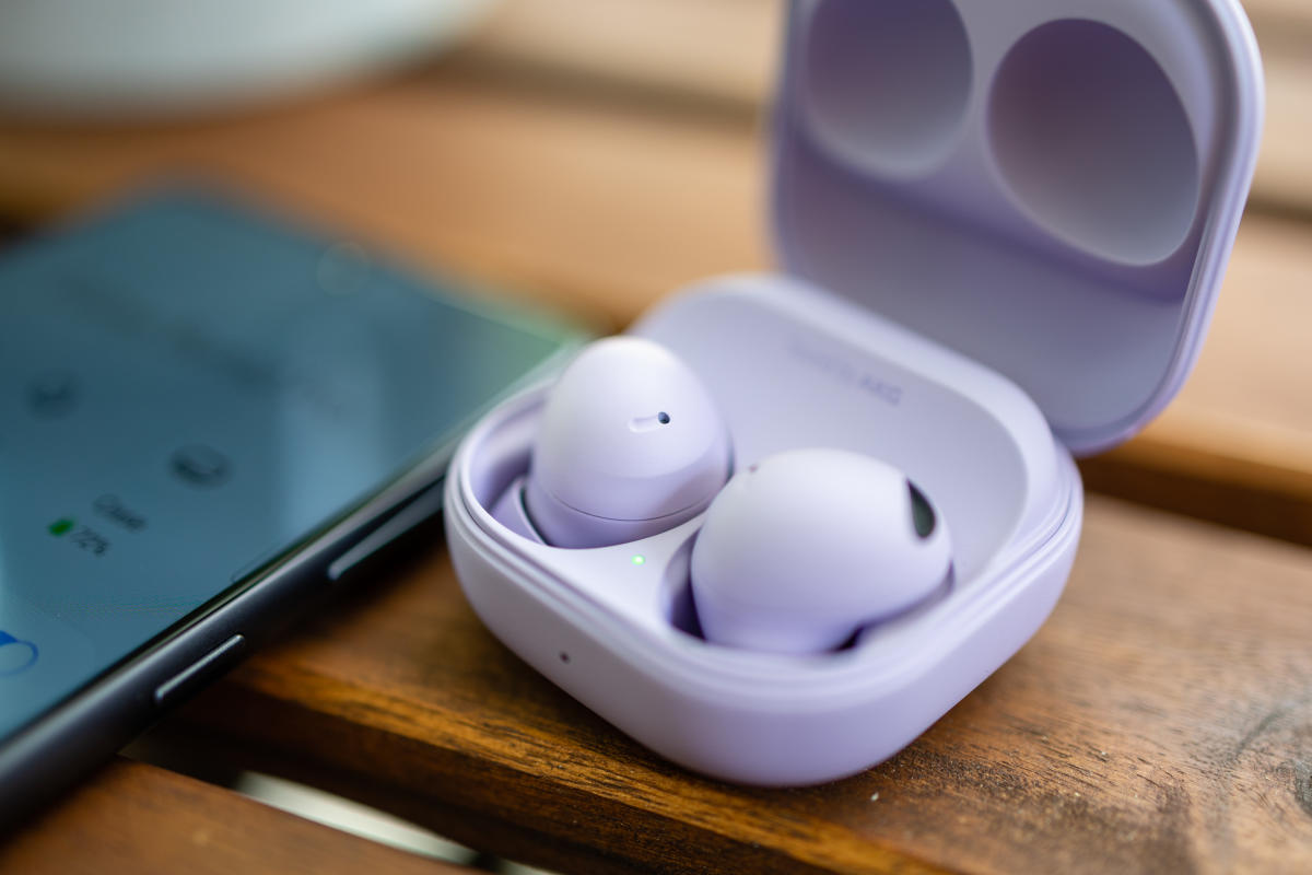 Samsung Galaxy Buds 2 Professional are on sale for 0