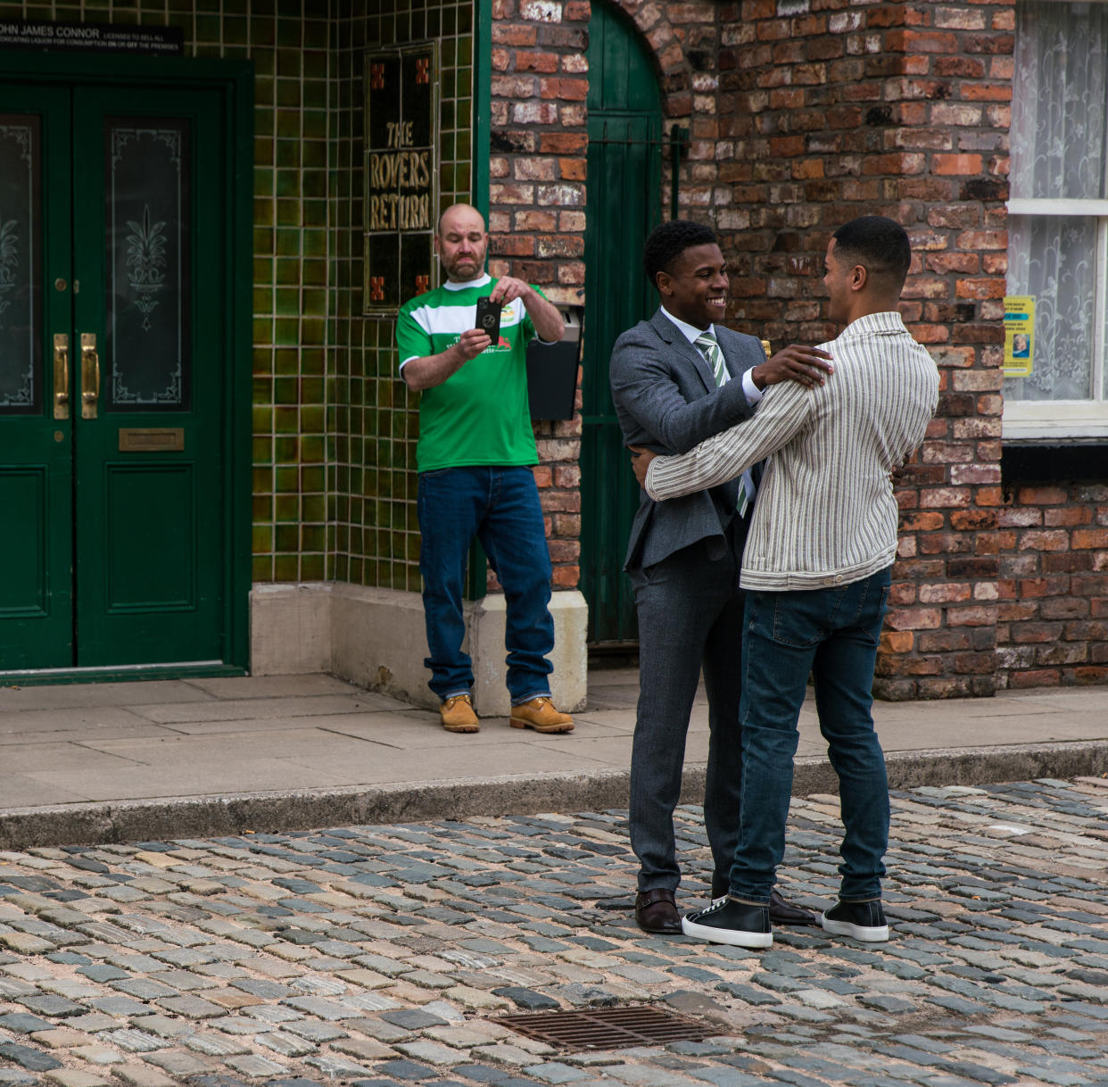 James and Danny kiss outside the Rovers Return (ITV)