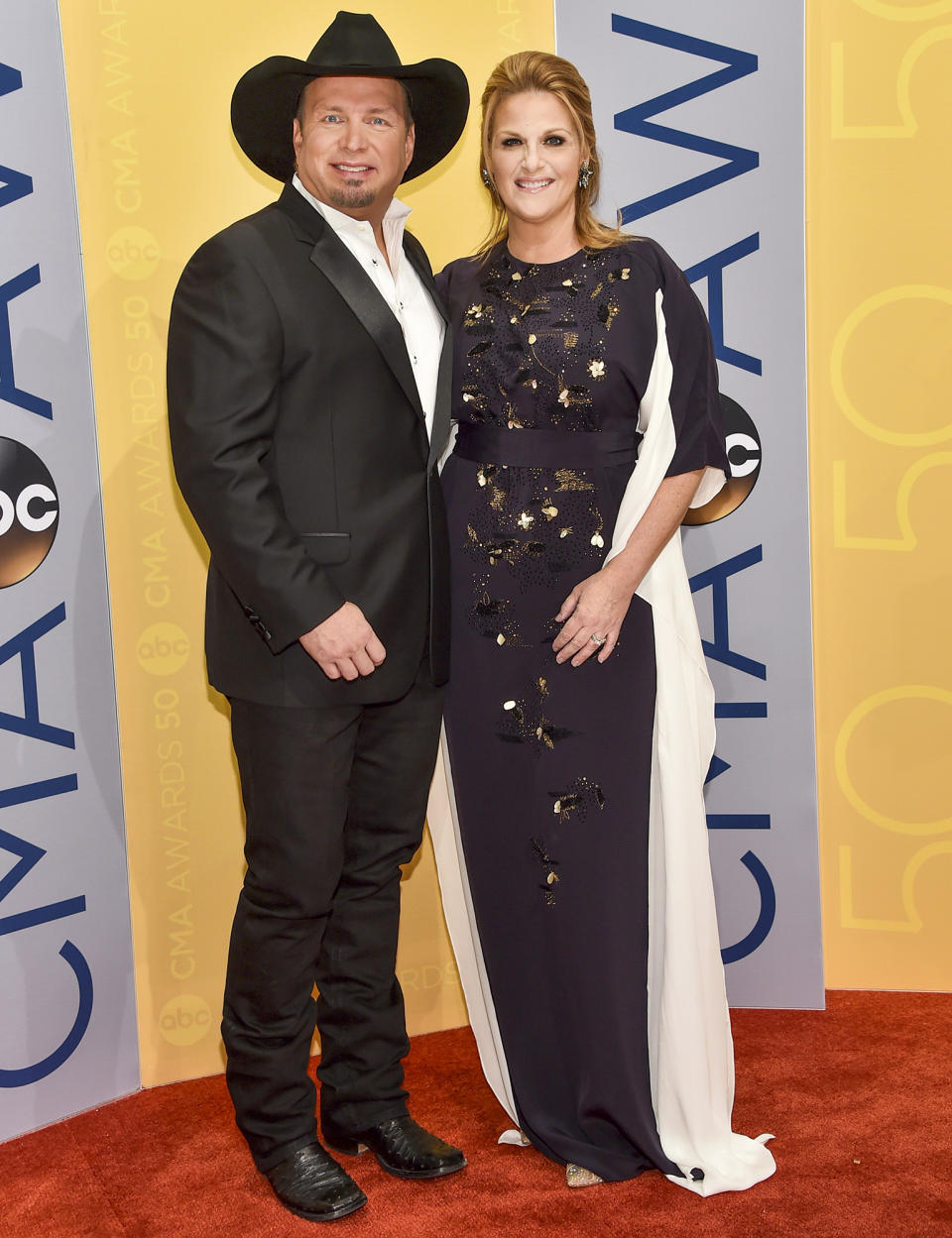 GARTH BROOKS TRISHA YEARWOOD