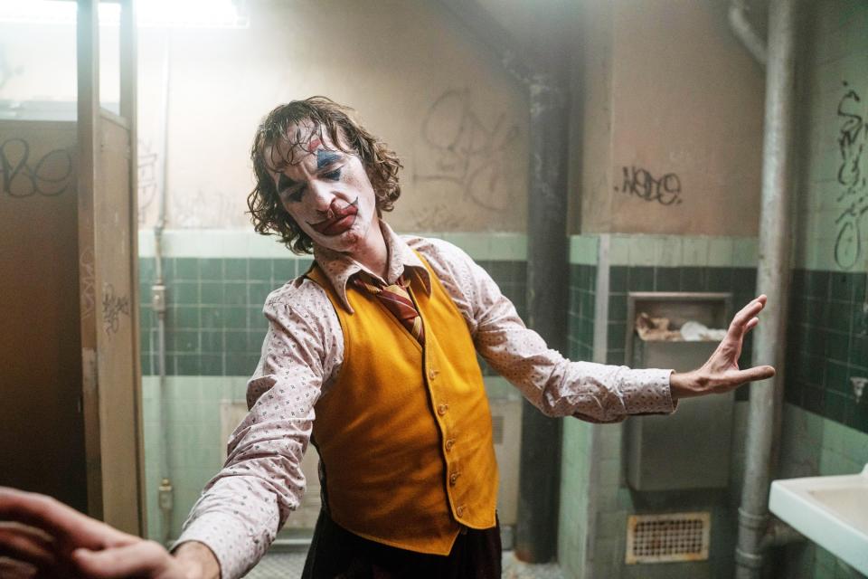 Screenshot from "Joker"