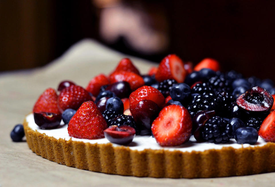 <strong>Get the <a href="http://theearthentable.com/2014/07/vegan-lemon-berry-icebox-tart/" target="_blank">Vegan Lemon Berry Ice Box Tart</a> recipe from The Earthen Table</strong>