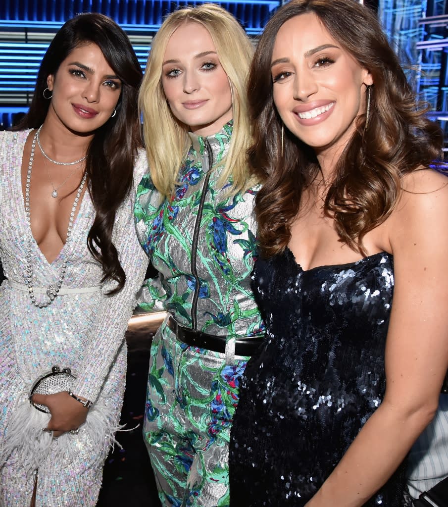 Priyanka Chopra, Sophie Turner, Danielle Jonas