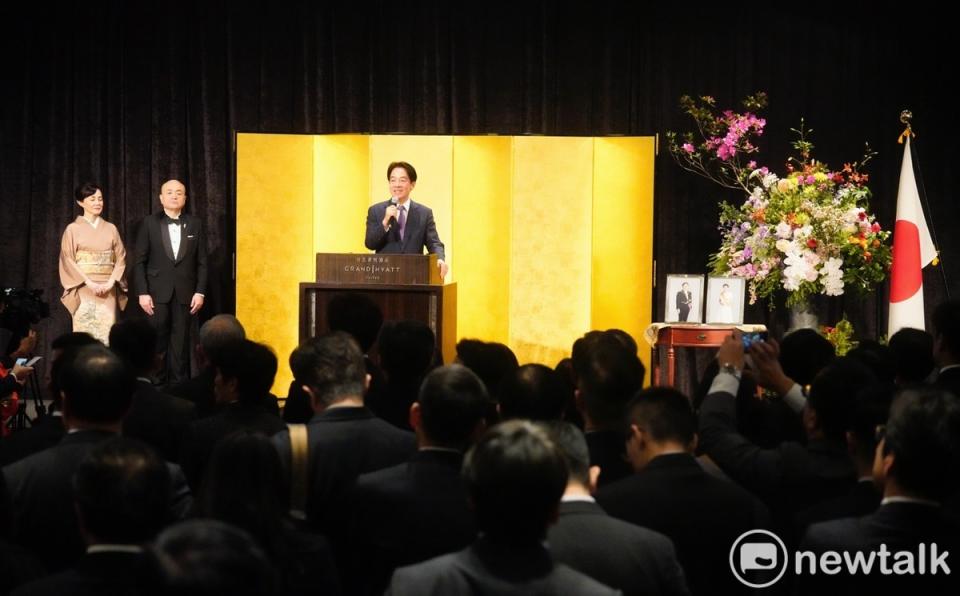  副總統賴清德出席「日本天皇陛下華誕慶祝酒會」，圖左日本駐台代表片山和之伉儷。 圖：張良一攝 