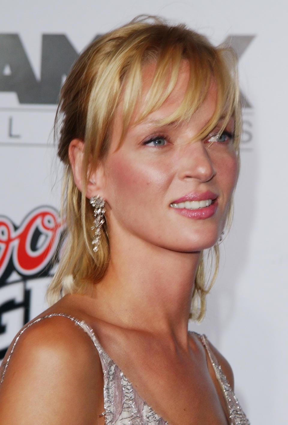 Uma Thurman, guapísima, en el estreno mundial de 'Kill Bill Vol.1' en Hollywood. (Photo by Jon Kopaloff/FilmMagic)