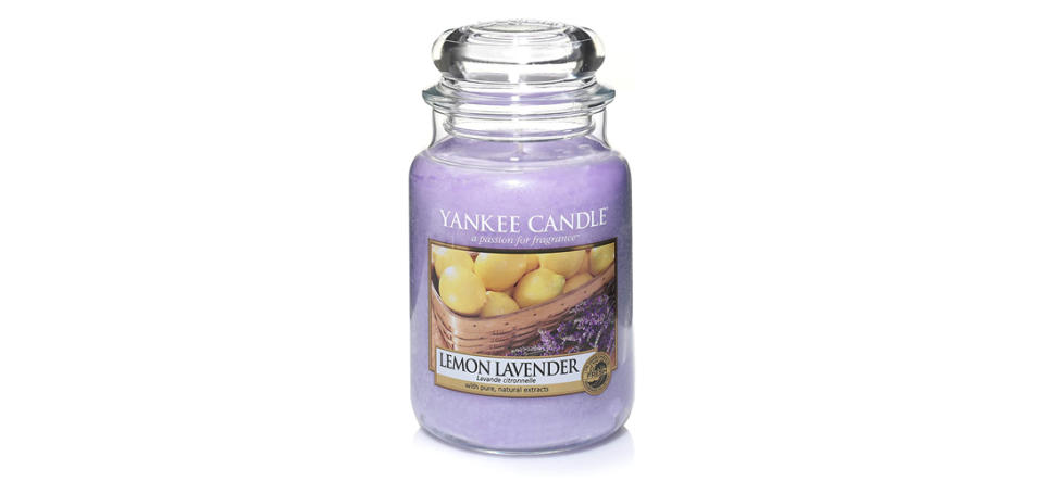 Yankee Candle Large Jar Candle in Lemon Lavender (PHoto: Amazon)