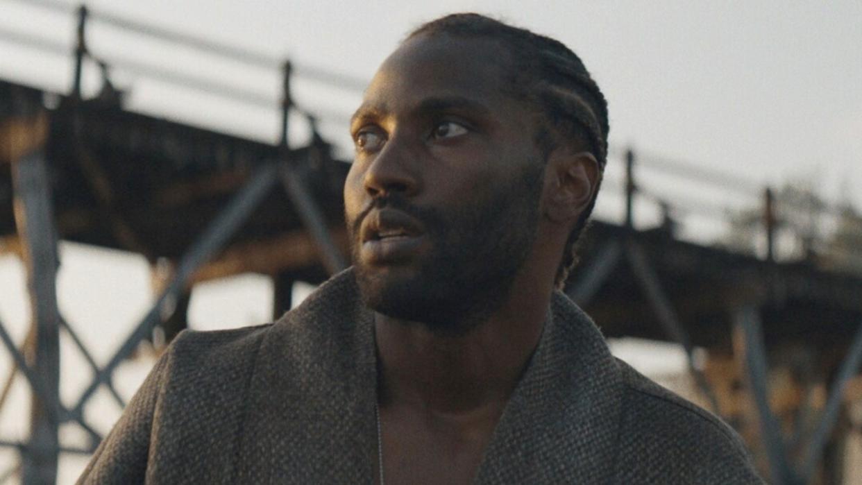  John David Washington in The Creator. 