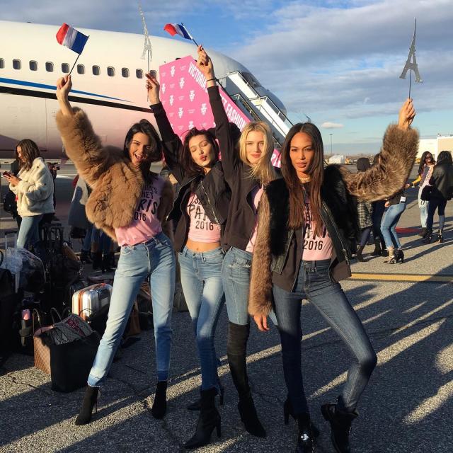 Victoria's Secret Angels land in Paris for sexy holiday photo shoot – New  York Daily News