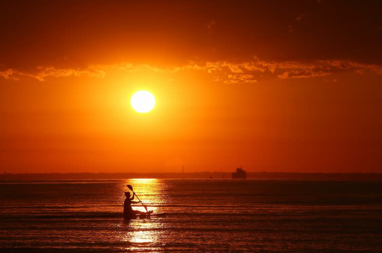 Sunrise in Melbourne (Rex)