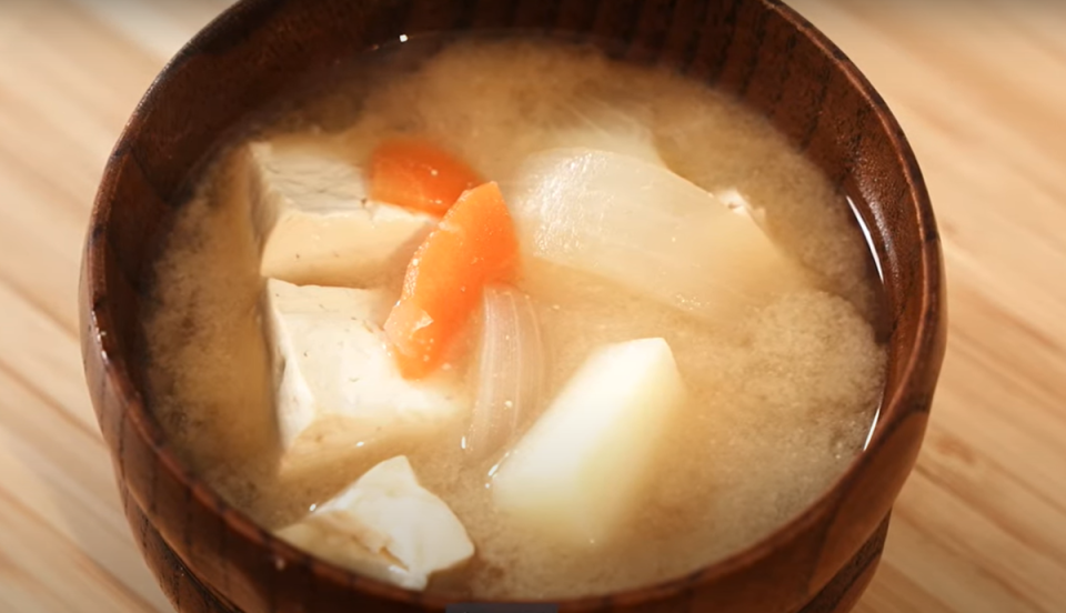 【食譜】日式味噌湯從頭學 煮出美味高湯技巧