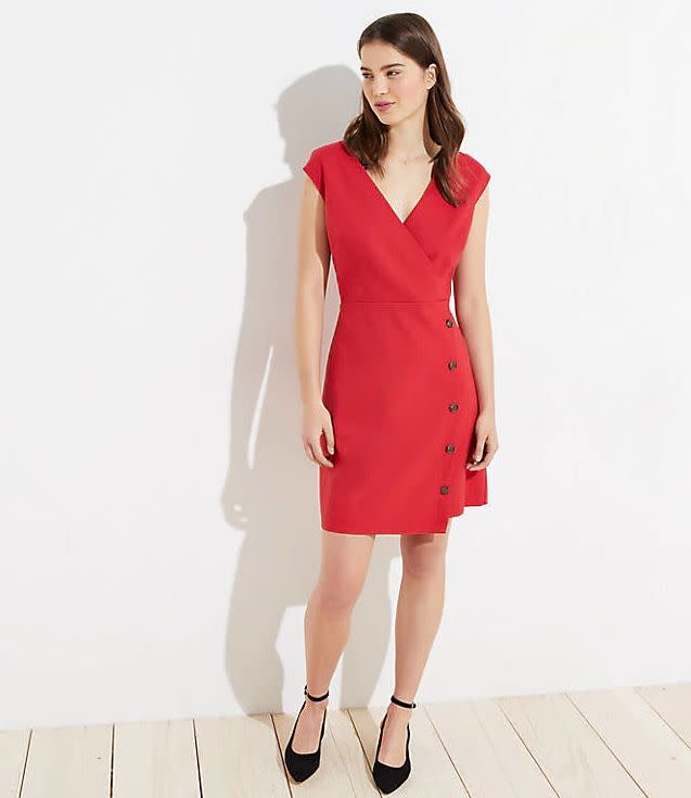 Normally $80.50, <strong><a href="https://fave.co/2FLAFGc" target="_blank" rel="noopener noreferrer">get it half off at Loft</a></strong>.&lt;br&gt;<br /><strong>Sizes</strong>: 00 to 26&lt;br&gt;<br />Regular, Petite, Plus