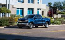 <p>It mates solely to an eight-speed automatic transmission, and GM says the setup allows 2.7T-equipped Silverados to tow up to 7200 pounds and scoot to 60 mph in less than 7.0 seconds.</p>