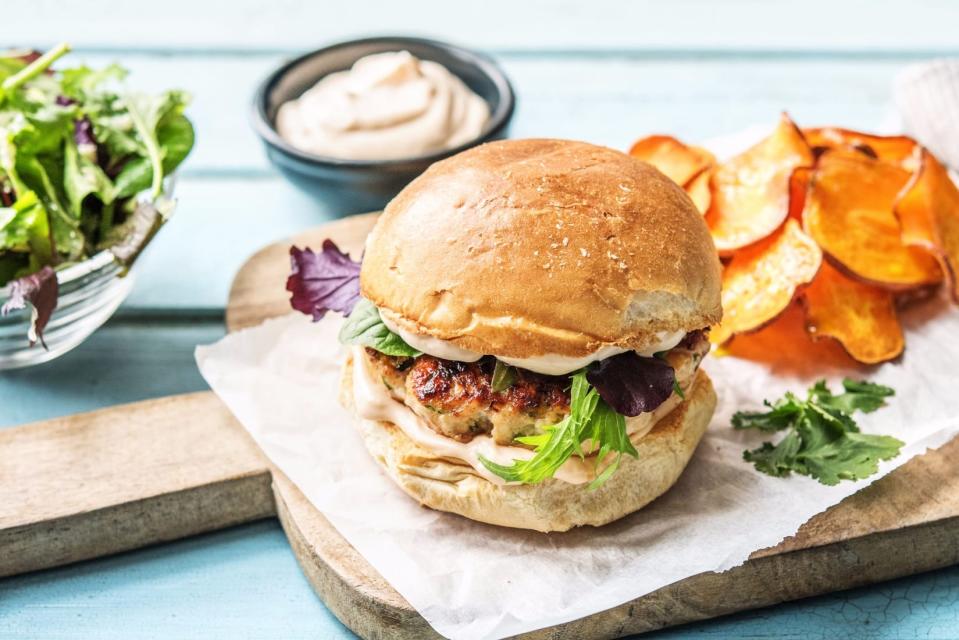 HelloFresh sriracha turkey burgers