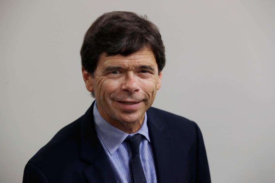 Michael Rezendes, of the Associated Press, poses for a photograph in the AP bureau in Boston on Tuesday, Sept. 3, 2019. Rezendes will be honored with the 2023 PALCUS Leadership in Journalism Award on Nov. 11.