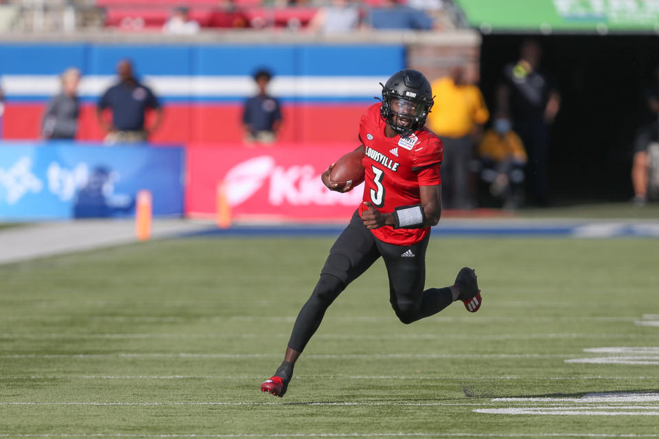 DALLAS, TX - DECEMBER 28: Louisville Cardinals quarterback Malik Cunningham (3) runs during the Servpro First Responder Bowl game on December 28, 2021 at Gerald J. Ford Stadium in Dallas, TX. (Photo by George Walker/Icon Sportswire via Getty Images)