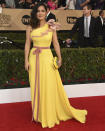 <p>Wann: SAG Awards, Januar 2017<br> Was: Gucci<br> Warum: Weil dieses Jahr keine die Trendfarbe Gelb schöner getragen hat.<br> (Bild: AP) </p>