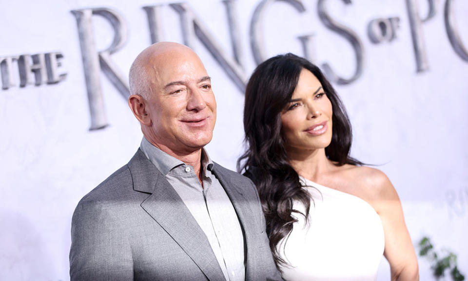 Jeff Bezos and Lauren Sanchez attend "The Lord Of The Rings: The Rings Of Power" Los Angeles Red Carpet Premiere and Screening on August 15, 2022 in Los Angeles, California.