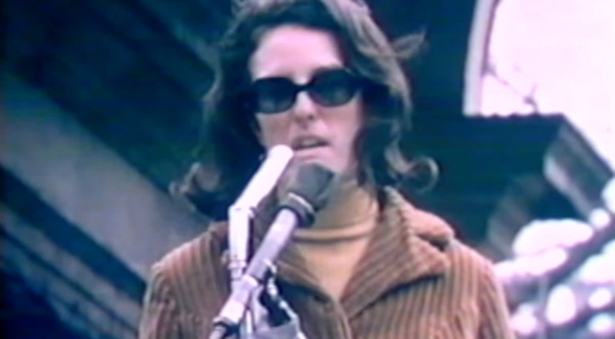 Nancy Stearns speaks during a protest over New York’s abortion ban in the 1970s (She’s Beautiful When She’s Angry by Mary Dore and Music Box Films)