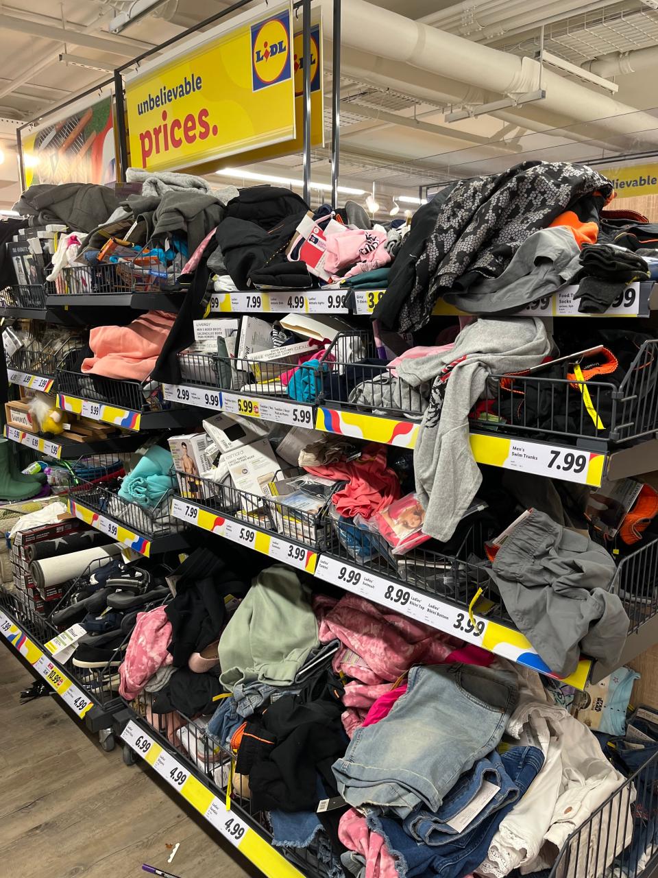You could also buy some piles of clothes at Lidl Harlem.