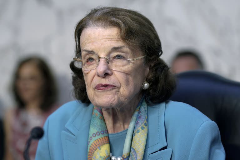 La senadora demócrata Dianne Feinstein en el Congreso en Washington el 12 de julio de 2023.(Foto AP /Mariam Zuhaib)