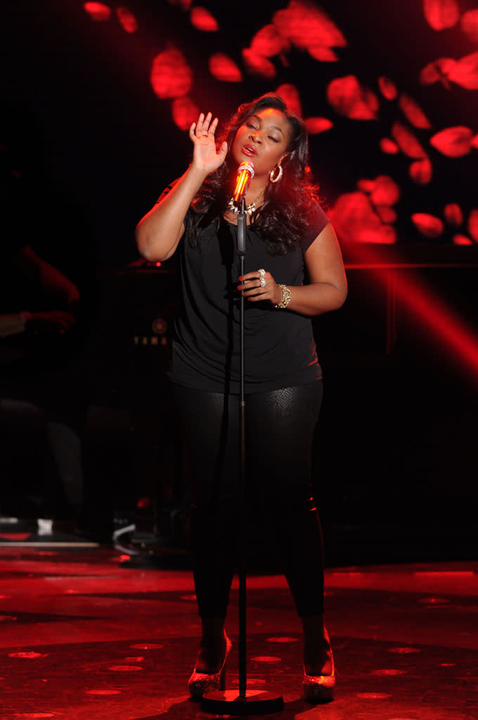 Candice Glover performs "Lovesong" on the Wednesday, April 10 episode of "American Idol."