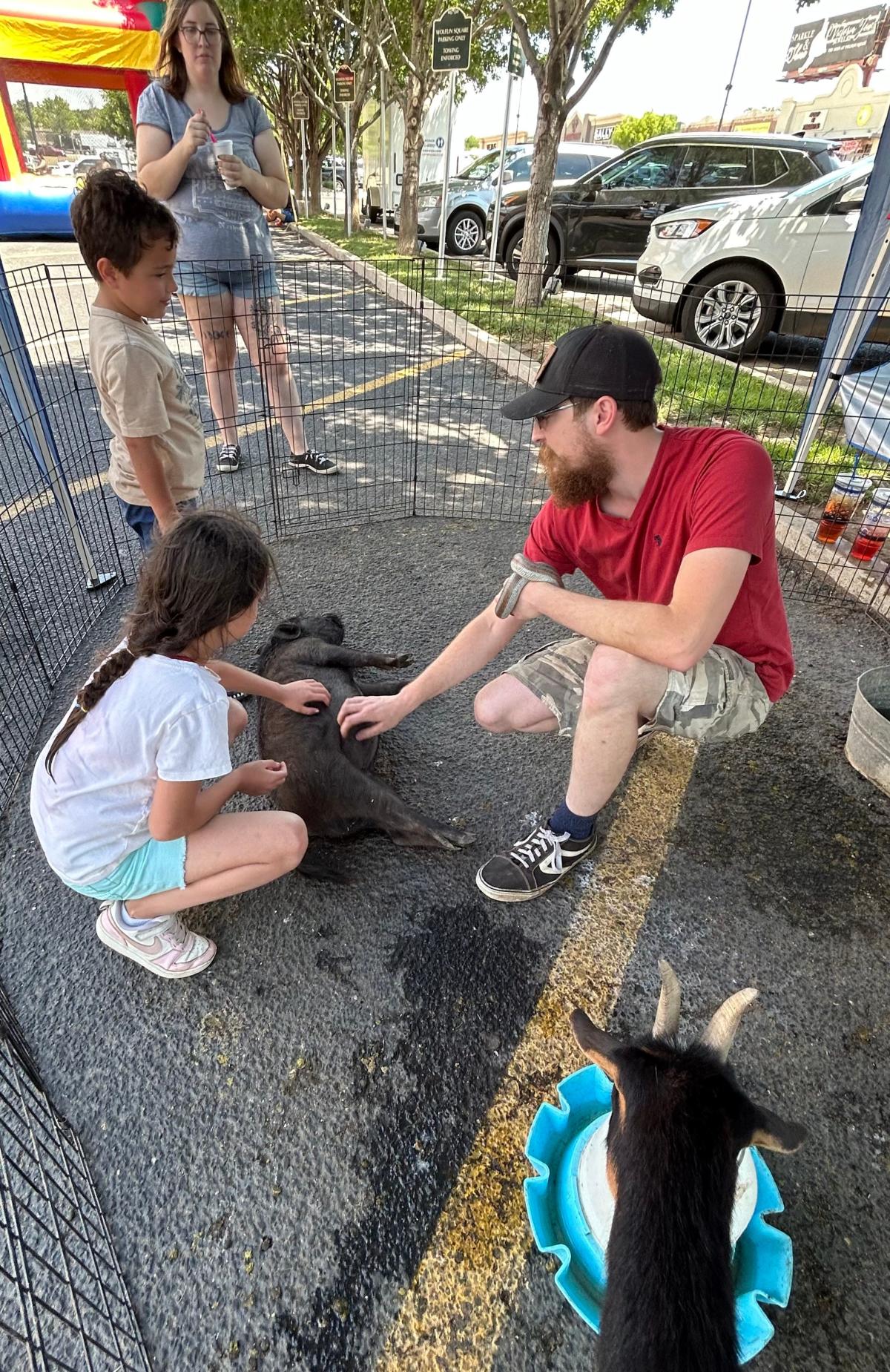 Wolflin Square celebrates 60 years of shopping with family-friendly event