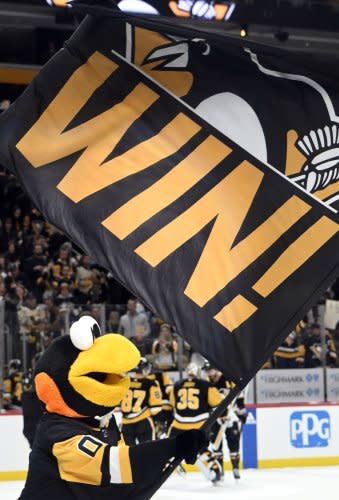 NHL: Penguins win high-scoring game over Flyers