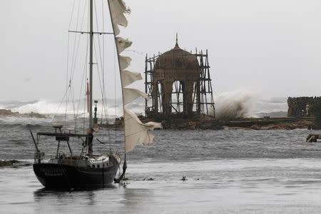 Waves crash against the Mudejar gazebo at the Almendares river, after the passing of Hurricane Irma, in Havana, Cuba, September 10, 2017. REUTERS/Stringer