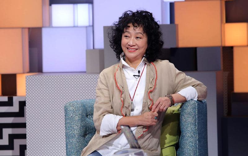 楊麗音在《36題愛上你》節目上自曝兒時被家暴的過往。（公視提供）