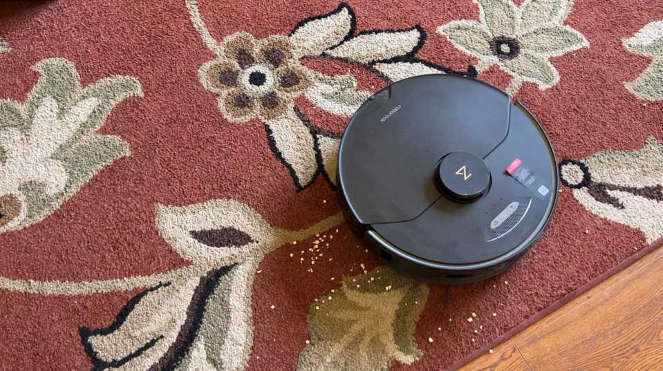 the robosock s7 max robot vacuum cleaning our livingroom carpet